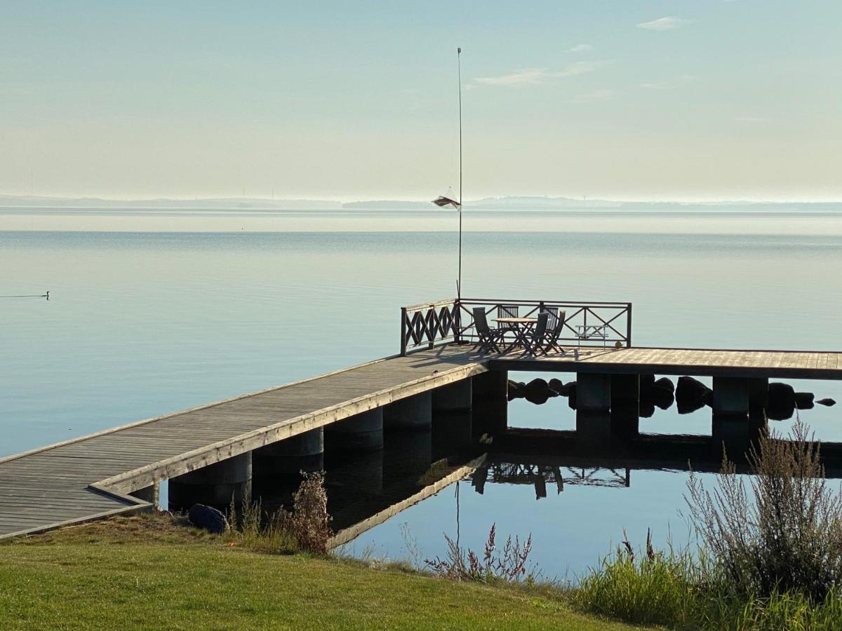 Stylish Lake View House Vadstena Exterior foto